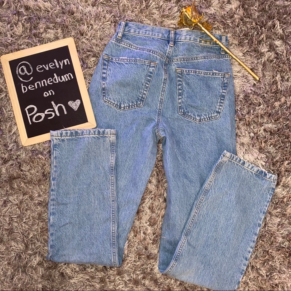 ASOS DESIGN mid rise 90s straight leg jean